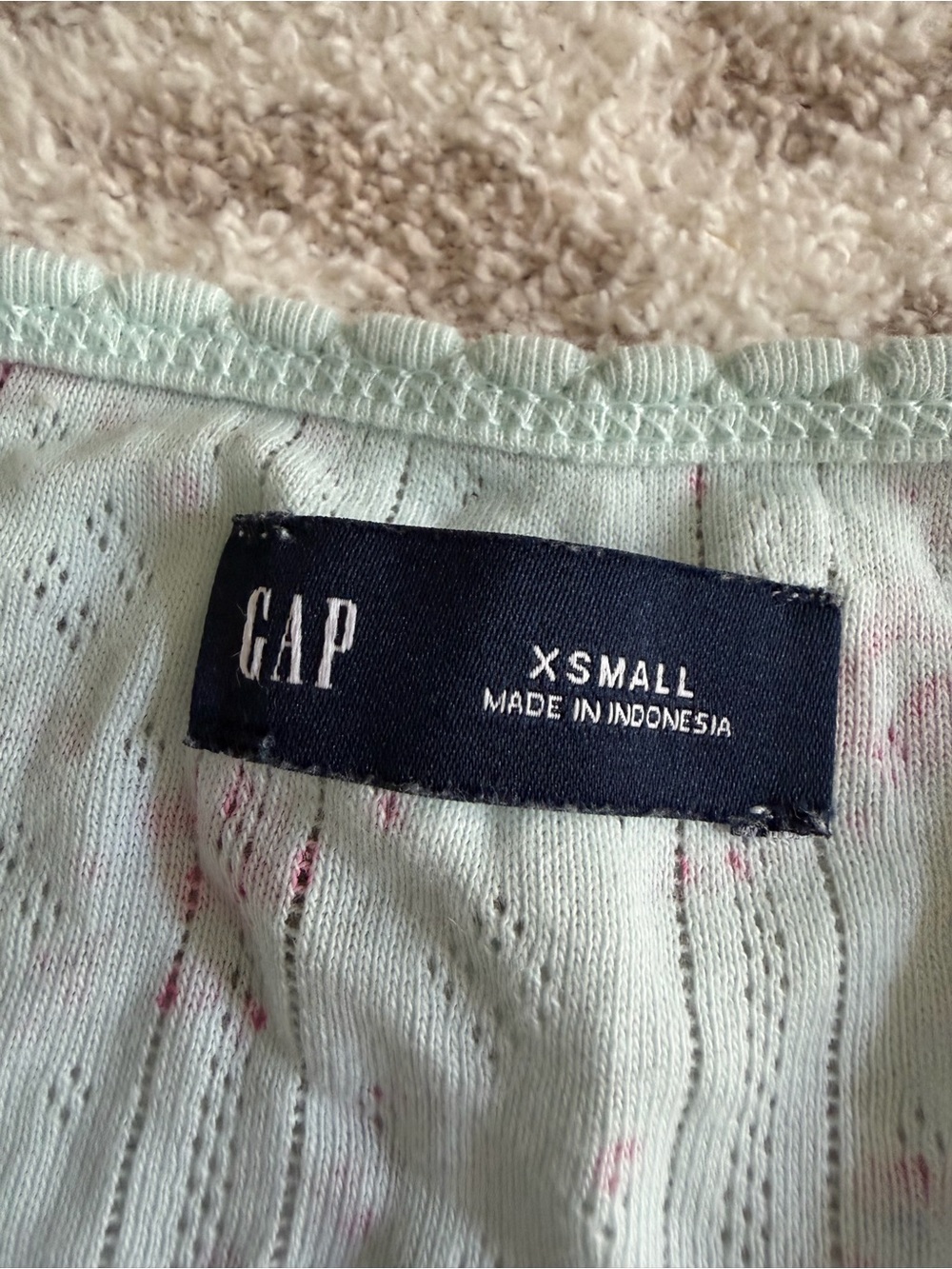 GAP Mint Short Sleeve Scoop Neck Tee with Pink Rose Print - Picture 3 of 5